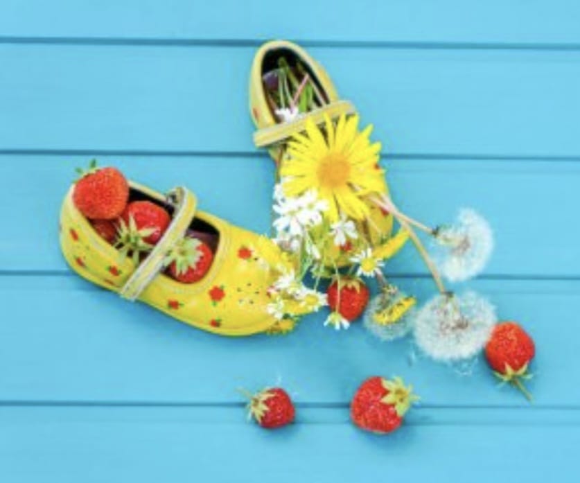 Yellow shoes and strawberries
